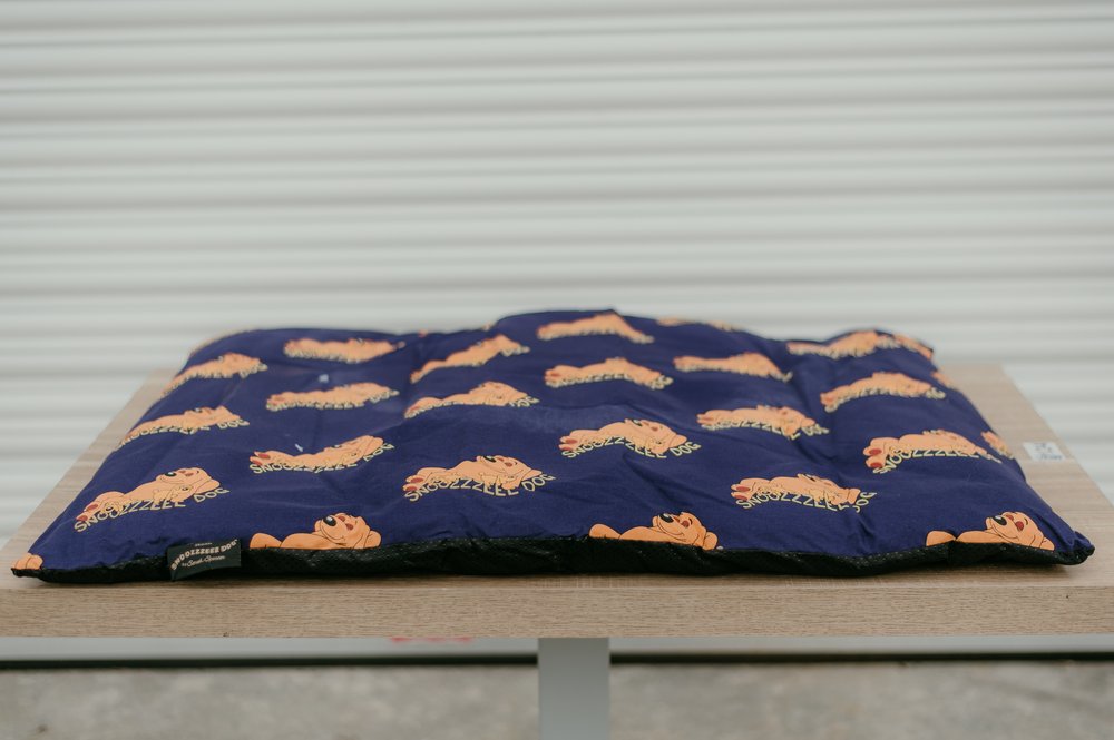Snoozzzeee Dog - Classic Cotton Lounger - Purple 70 x 100cm