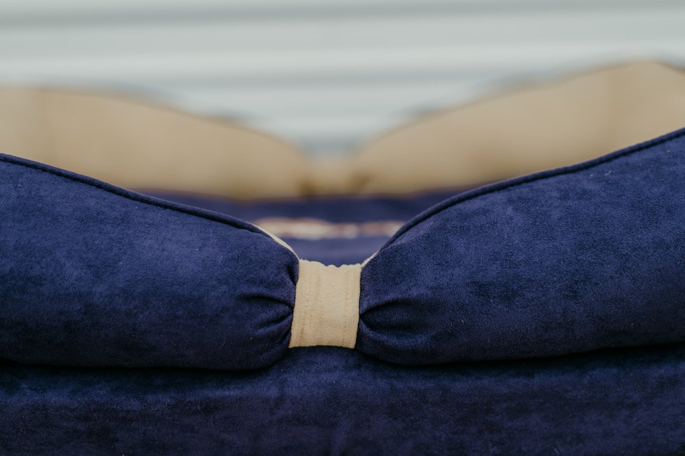 Snoozzzeee Dog Bow Bed - Purple 28" - Image 3