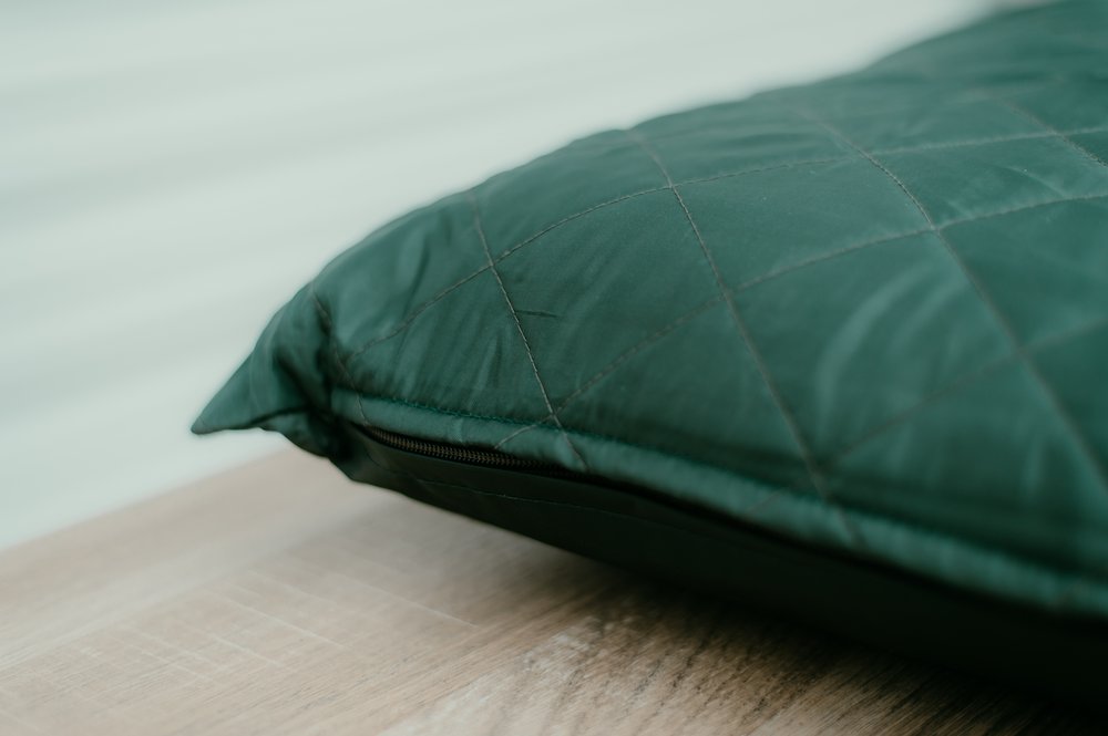 Country Casual Cushion Bed - Hunter Green 65 x 90cm - Image 2
