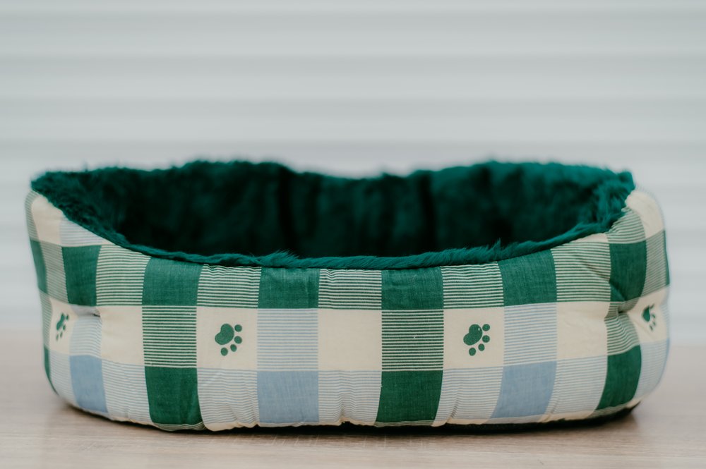 Green Fur Bed - Image 2